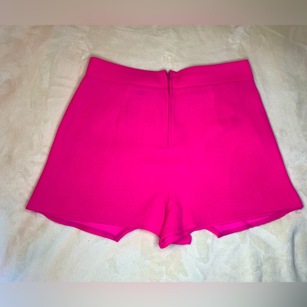 Gently Used Necessary Clothing Hot Pink Envelope Skort! Size Small. - Picture 5 of 6